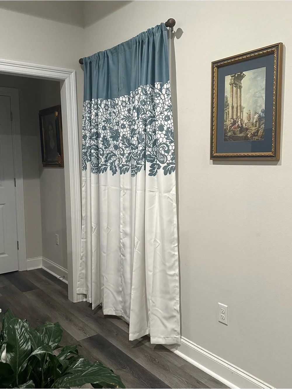 LUSH DÉCOR Estate Garden Print Curtains Light Filtering Window Panel Set for Liv